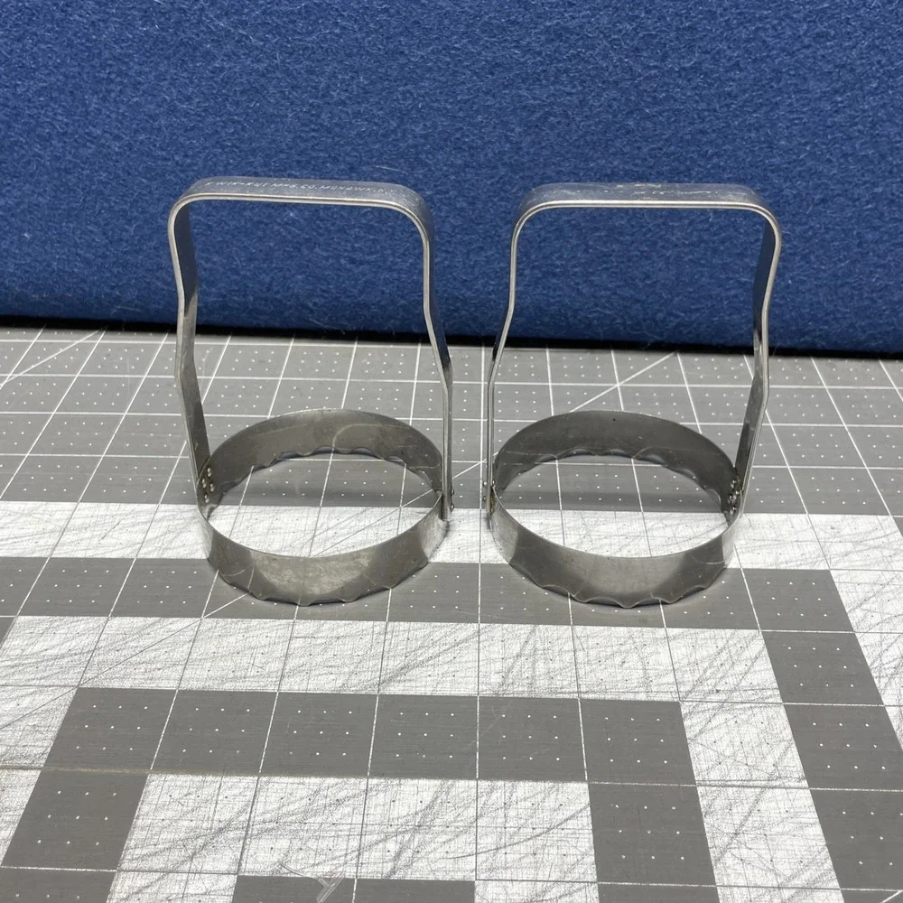 Biscuit Cutter Serrated‎ Edge Chopper Lot Of 2 Kwik-Kut MFG Co Mohawk NY